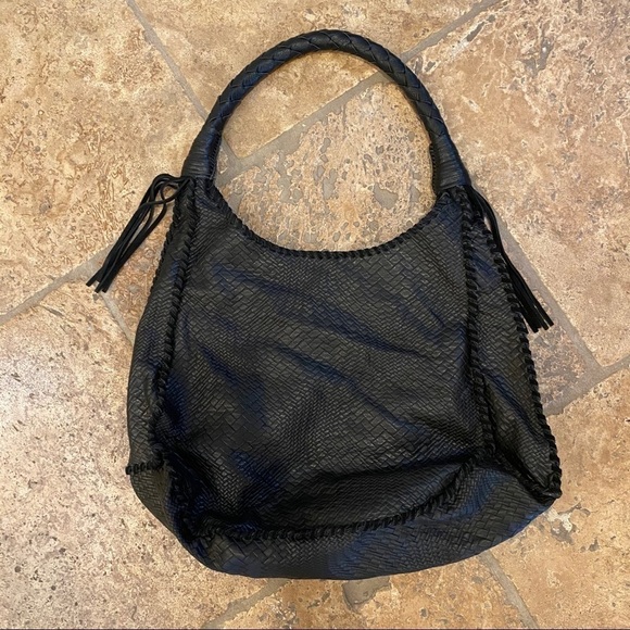 DV Large Black Bag with Tassel - Picture 4 of 10